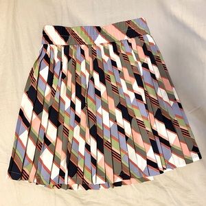 Banana Republic NWT Colorful Pleated Skirt in 0P